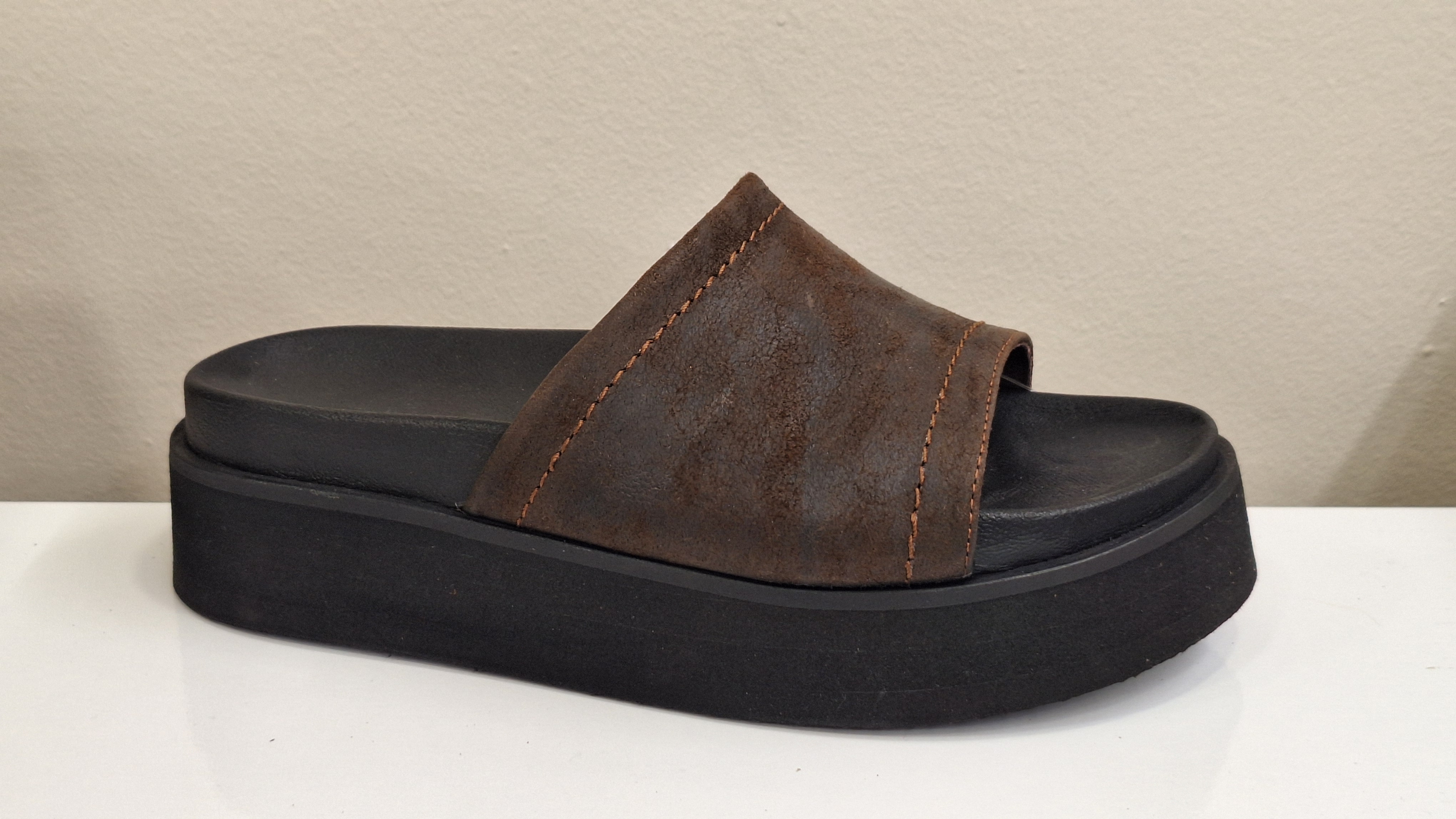 Barletta 402 vintage choco
